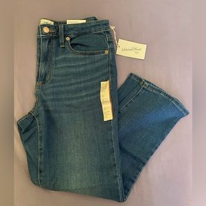Universal Thread High-Rise Slim Straight Medium Wash Jeans NWT size 10/30 short